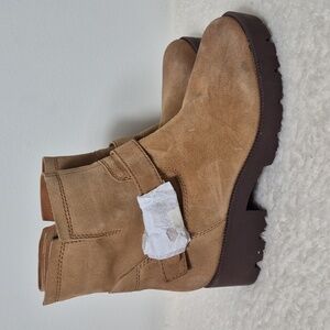 Zodiac Miller Harness Lug Sole Boot Latte Suede Leather Womens Size 9